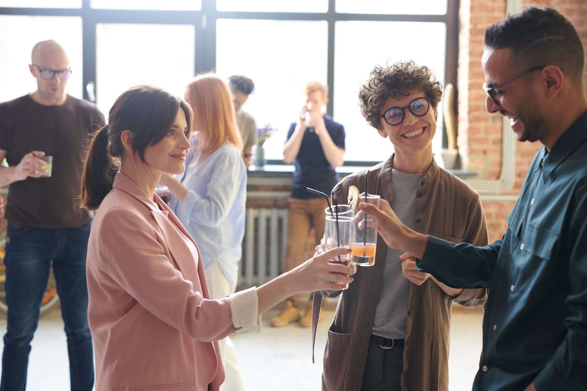 6 Perks That’ll Keep Your Employees Happy and Motivated