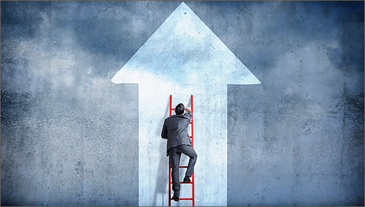 Why Wait Until the New Year to Start Setting Goals? Start Now