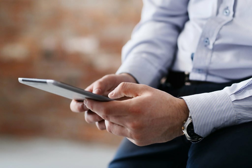 4 Companies Every Brick-and-Mortar Store Should Have on Speed Dial
