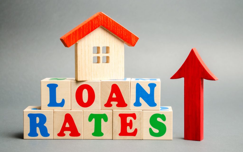 Savings Account Interest Rates: How to Choose the Right One for You