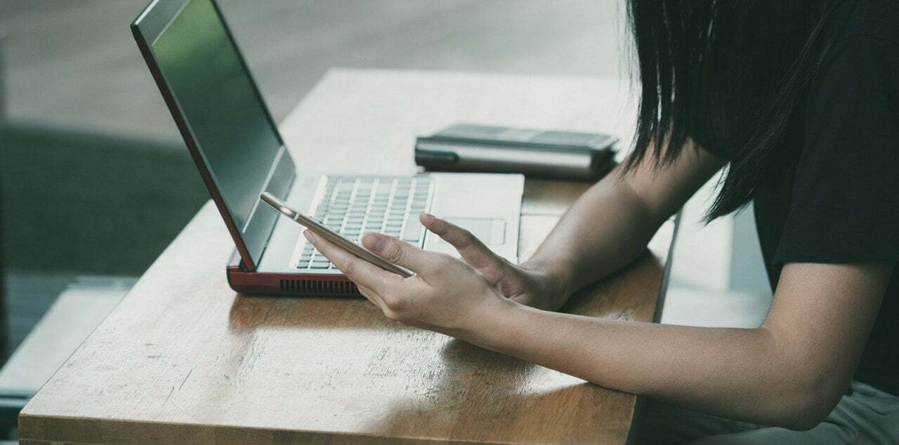 Totally-Worth-It Online Classes for Mid-Career Professionals